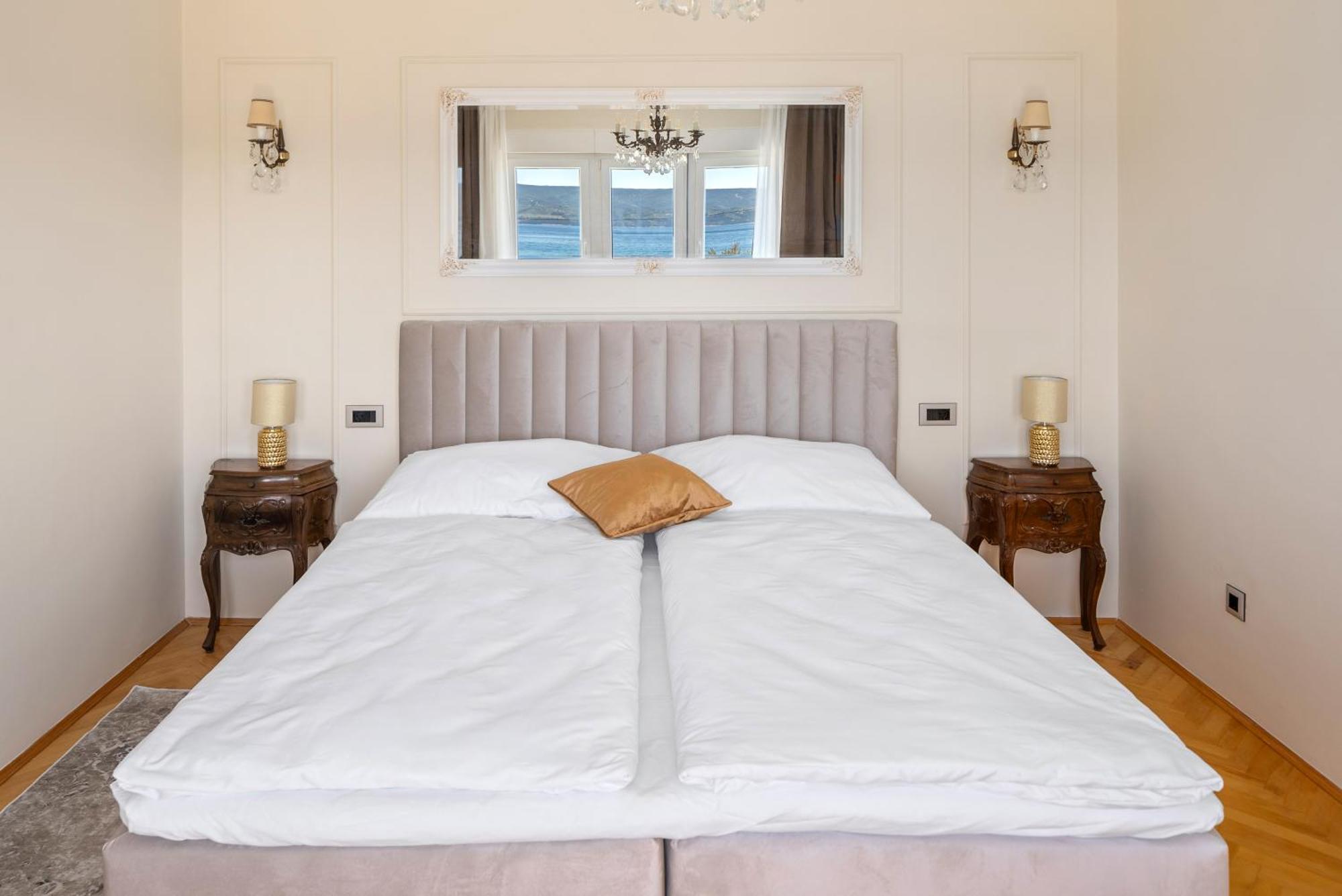 Storge Boutique Bed & Breakfast Omiš Esterno foto