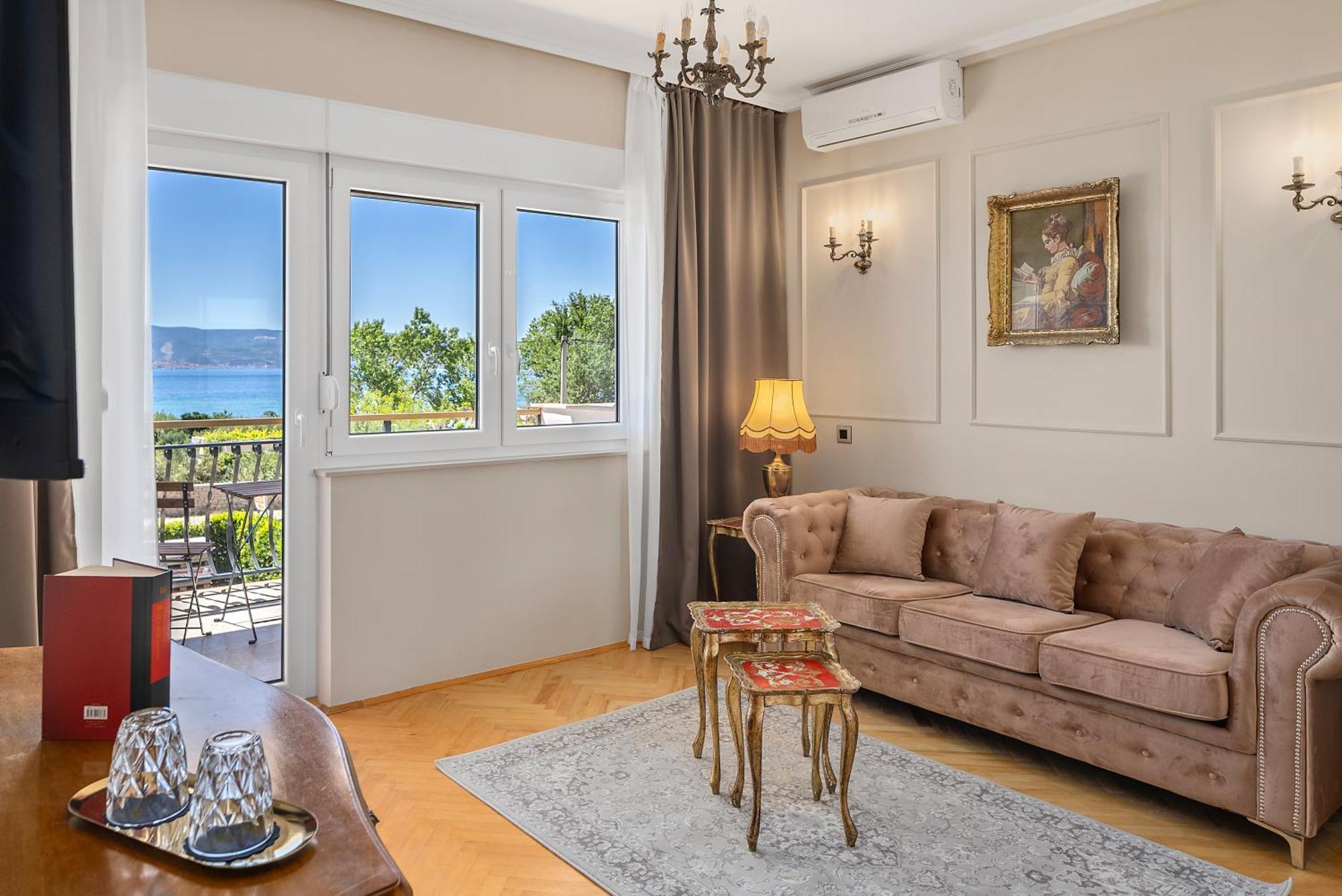 Storge Boutique Bed & Breakfast Omiš Esterno foto