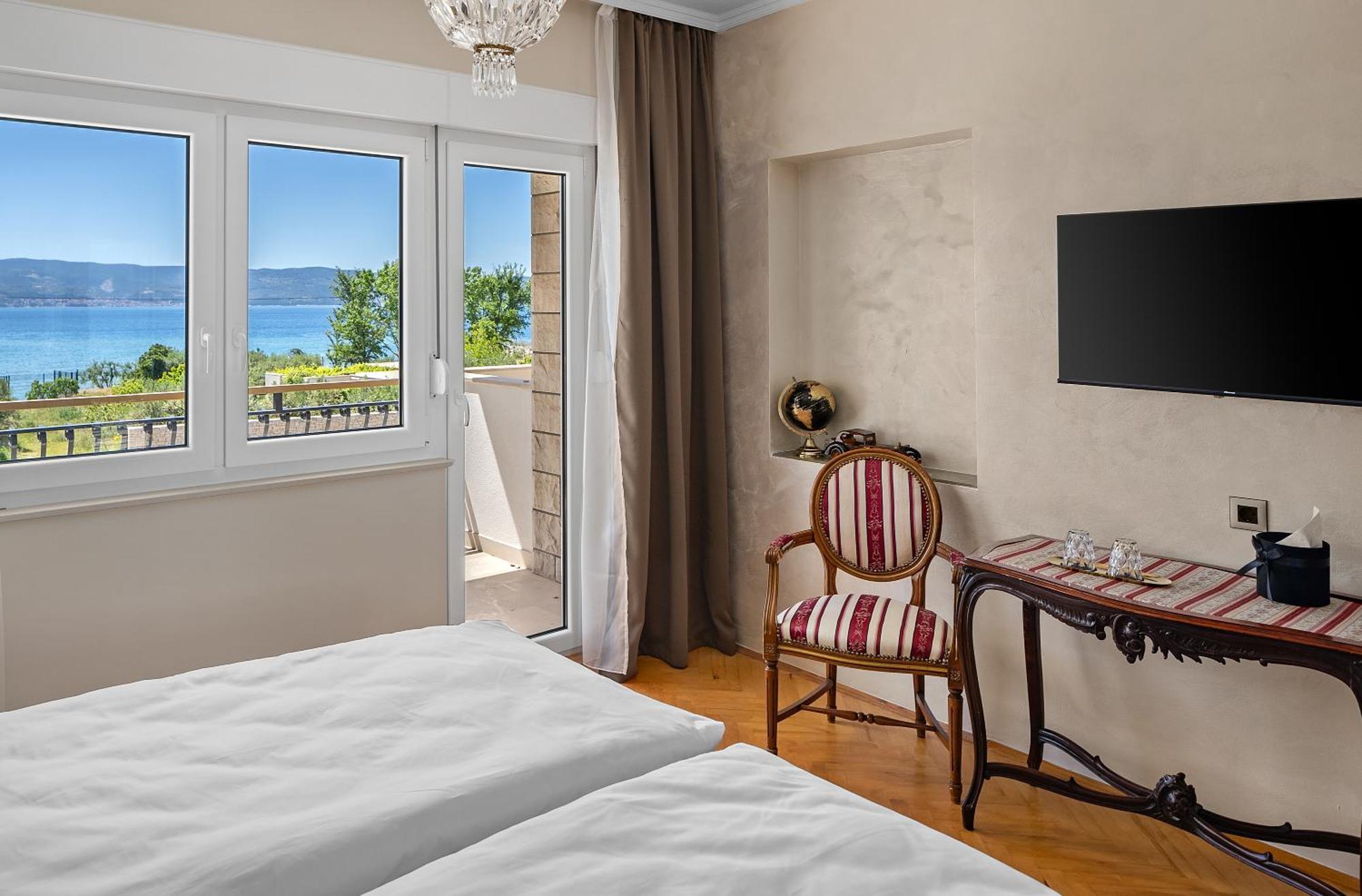 Storge Boutique Bed & Breakfast Omiš Esterno foto