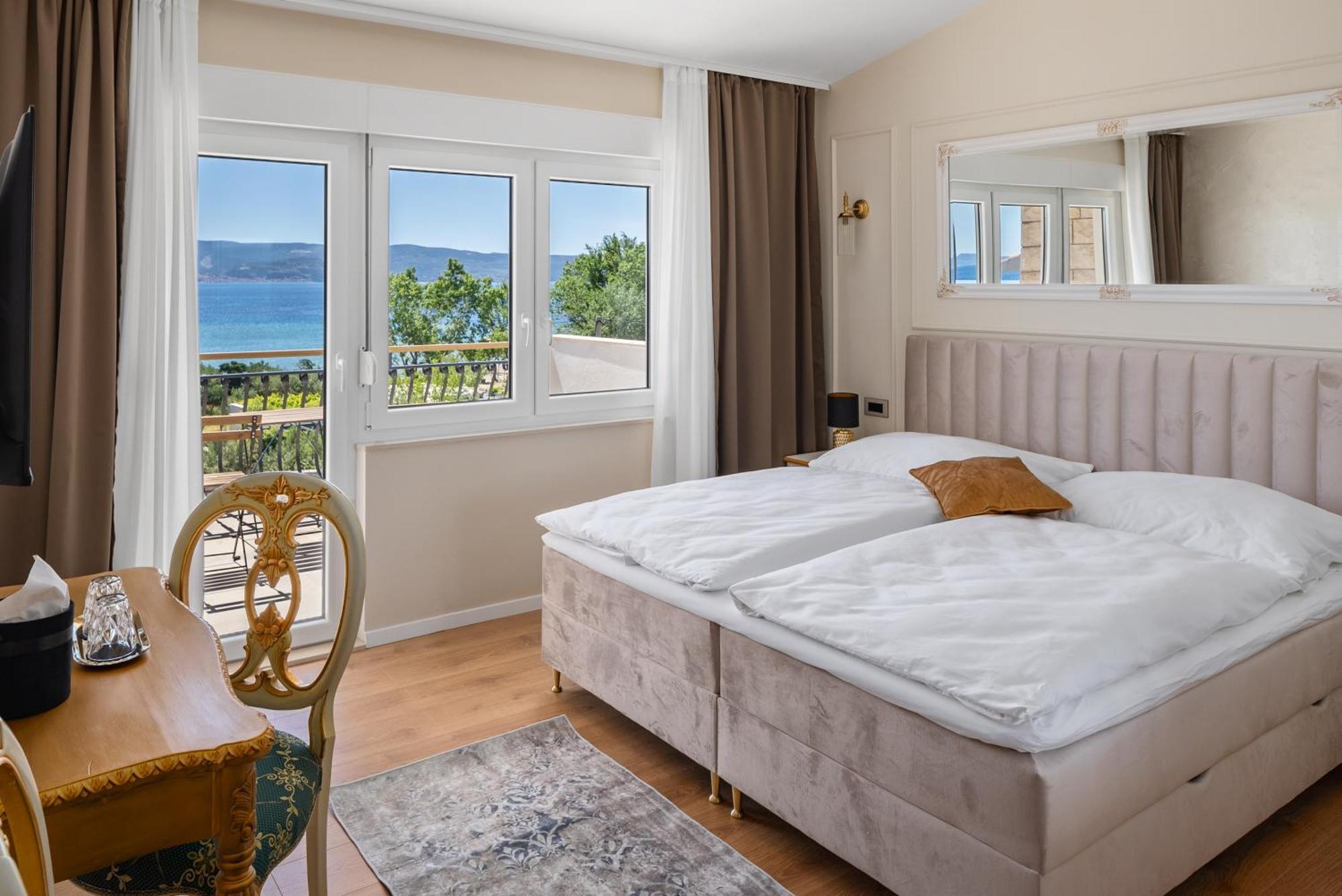Storge Boutique Bed & Breakfast Omiš Esterno foto